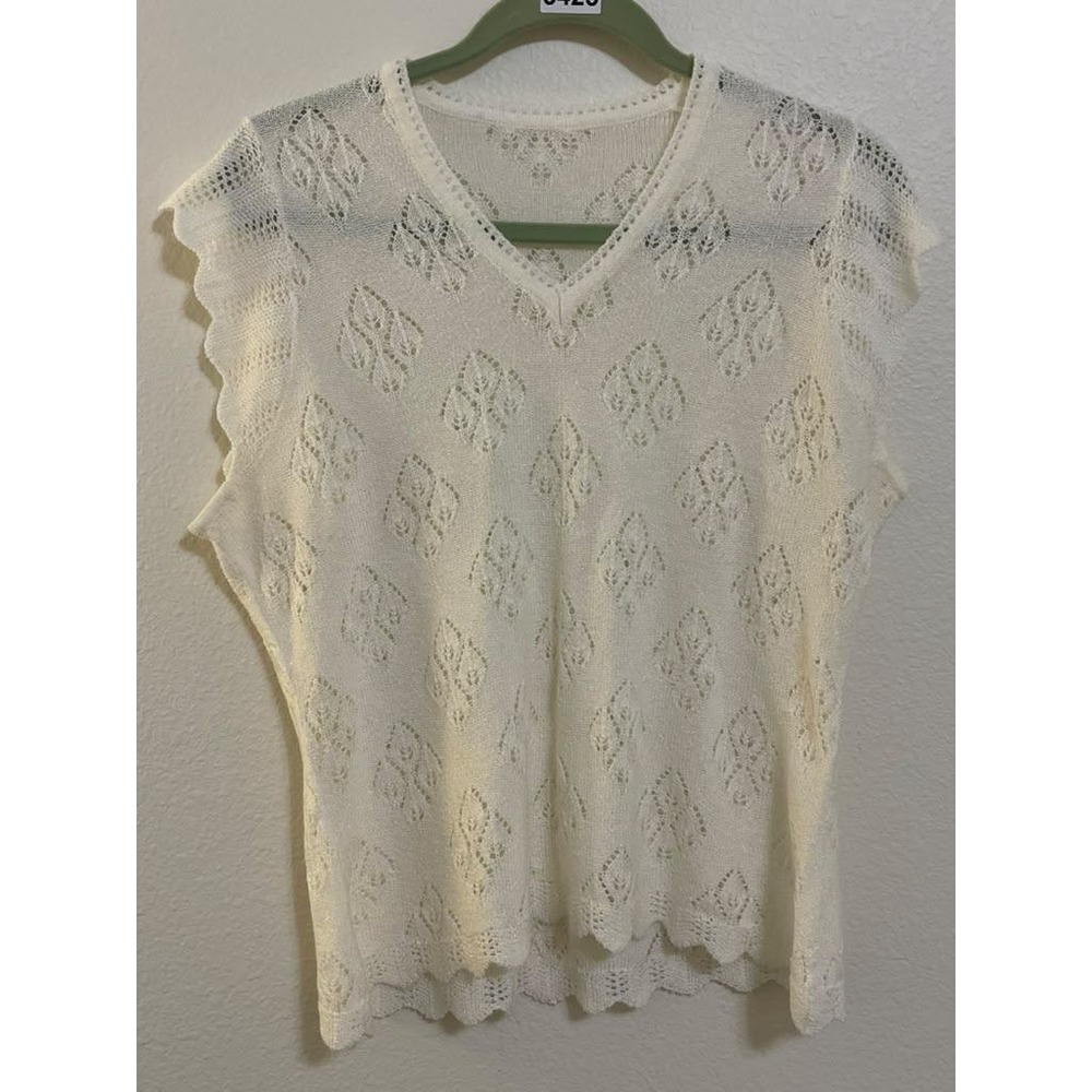 Vintage Cream Pointelle Knit V-Neck Shell Top Scalloped Cap Sleeve Size 52